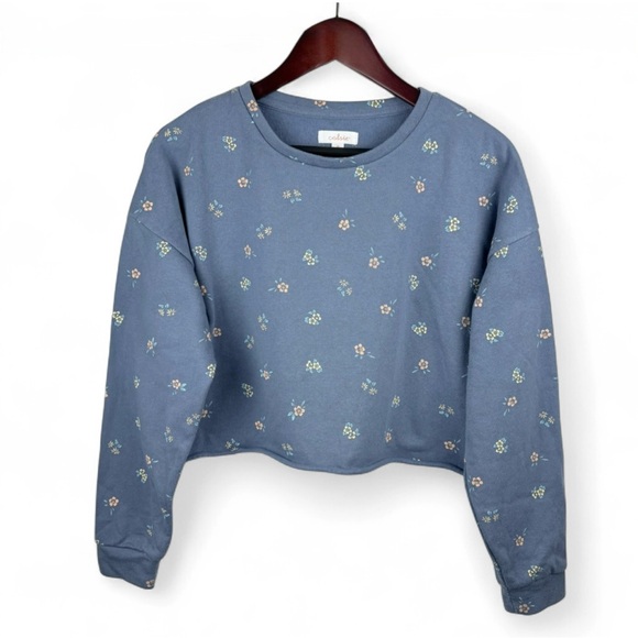 Colsie Tops - Colsie Blue Floral Cropped Hoodie